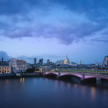 Sea Containers London-3